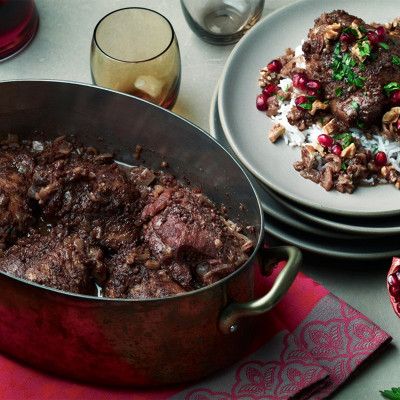 walnut-pomegranate-braised-chicken-recipe-h_medium_square.jpg